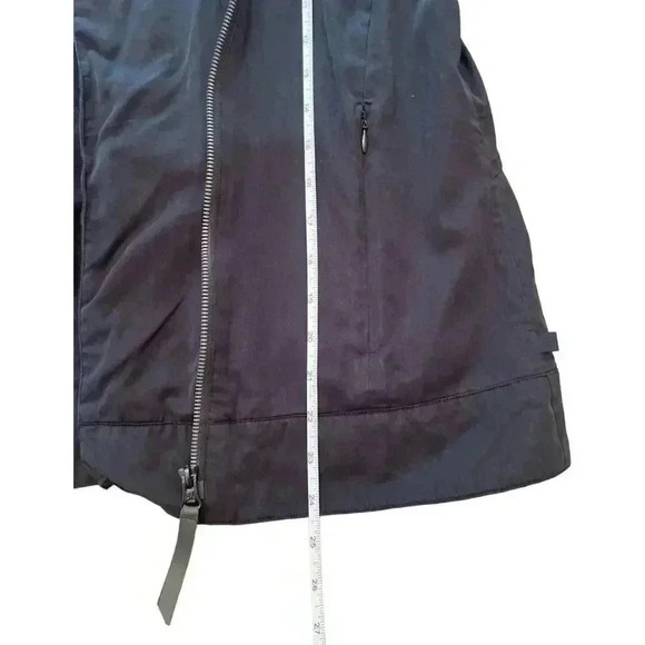 Lululemon Women’s Soft Summer Jacket Size 10 - Picture 10 of 11